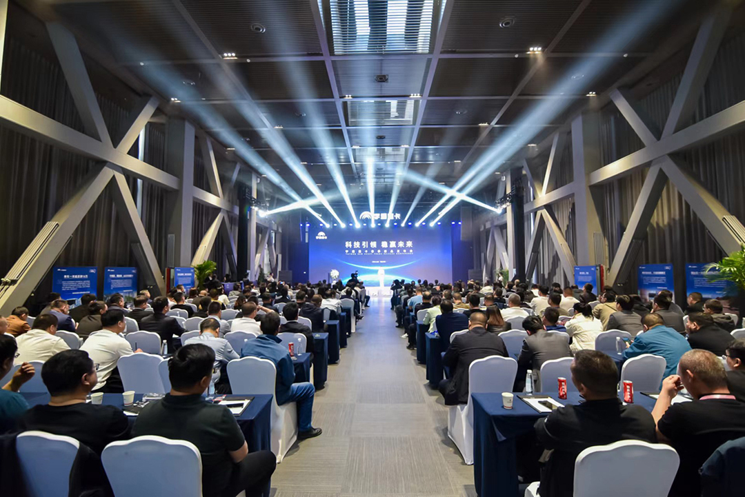 實(shí)力見(jiàn)證 | 多款新品首發(fā)，宇通重卡春季新品發(fā)布會(huì)隆重舉行