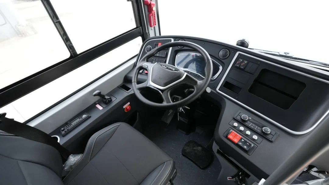 多面開花，多項突破！宇通3月批量大單火熱交付多地