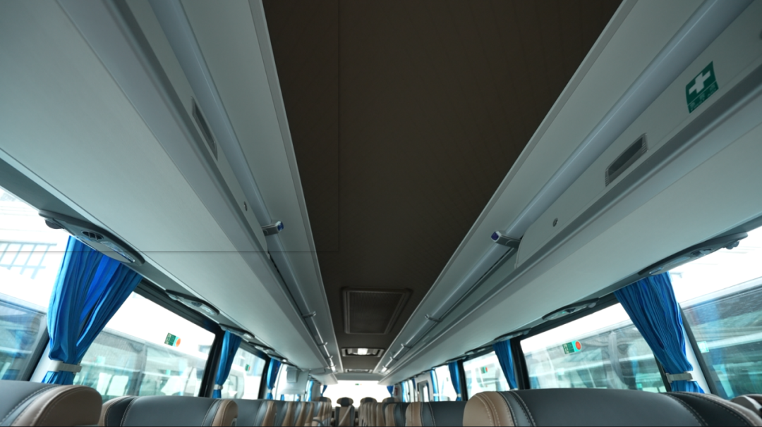 行業(yè)最大批量！宇通100輛高端旅游客車交付新疆