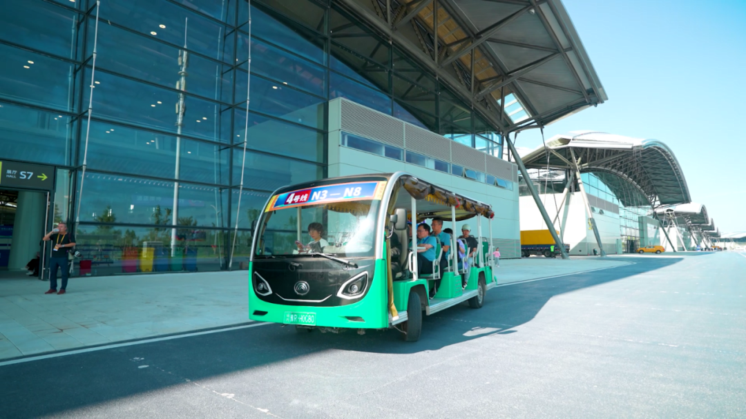 智趣出行，悅動未來！宇通觀光車亮相2025中國（鄭州）旅游休閑娛樂產(chǎn)業(yè)博覽會