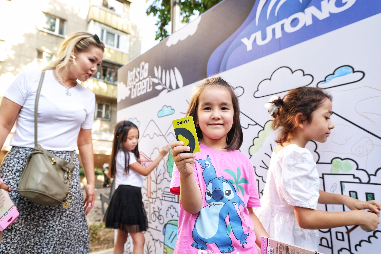 綠色點亮阿拉木圖 宇通攜手中國駐阿拉木圖總領(lǐng)事館共啟低碳出行新篇章