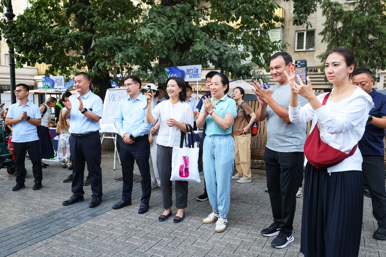綠色點亮阿拉木圖 宇通攜手中國駐阿拉木圖總領(lǐng)事館共啟低碳出行新篇章