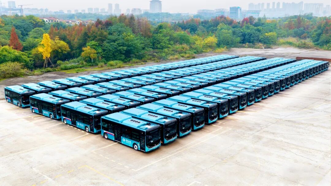 “以舊換新”政策延續(xù)！宇通“公交整體解決方案”持續(xù)助力