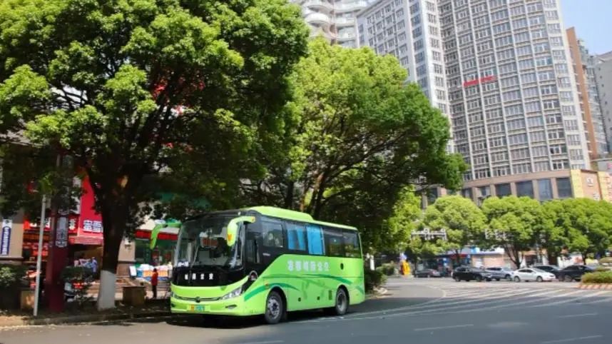 低碳！增效！宇通助力六盤水振通客運(yùn)打造高速客運(yùn)新服務(wù)！